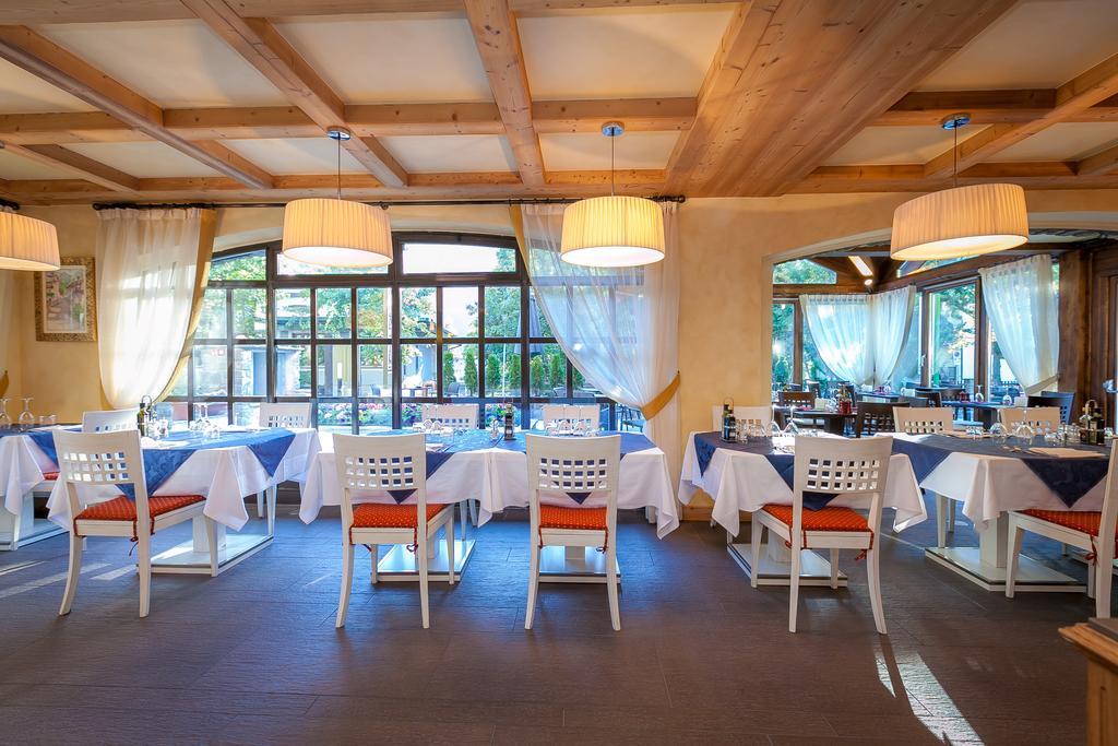 Hotel Lo Scoiattolo Courmayeur Esterno foto