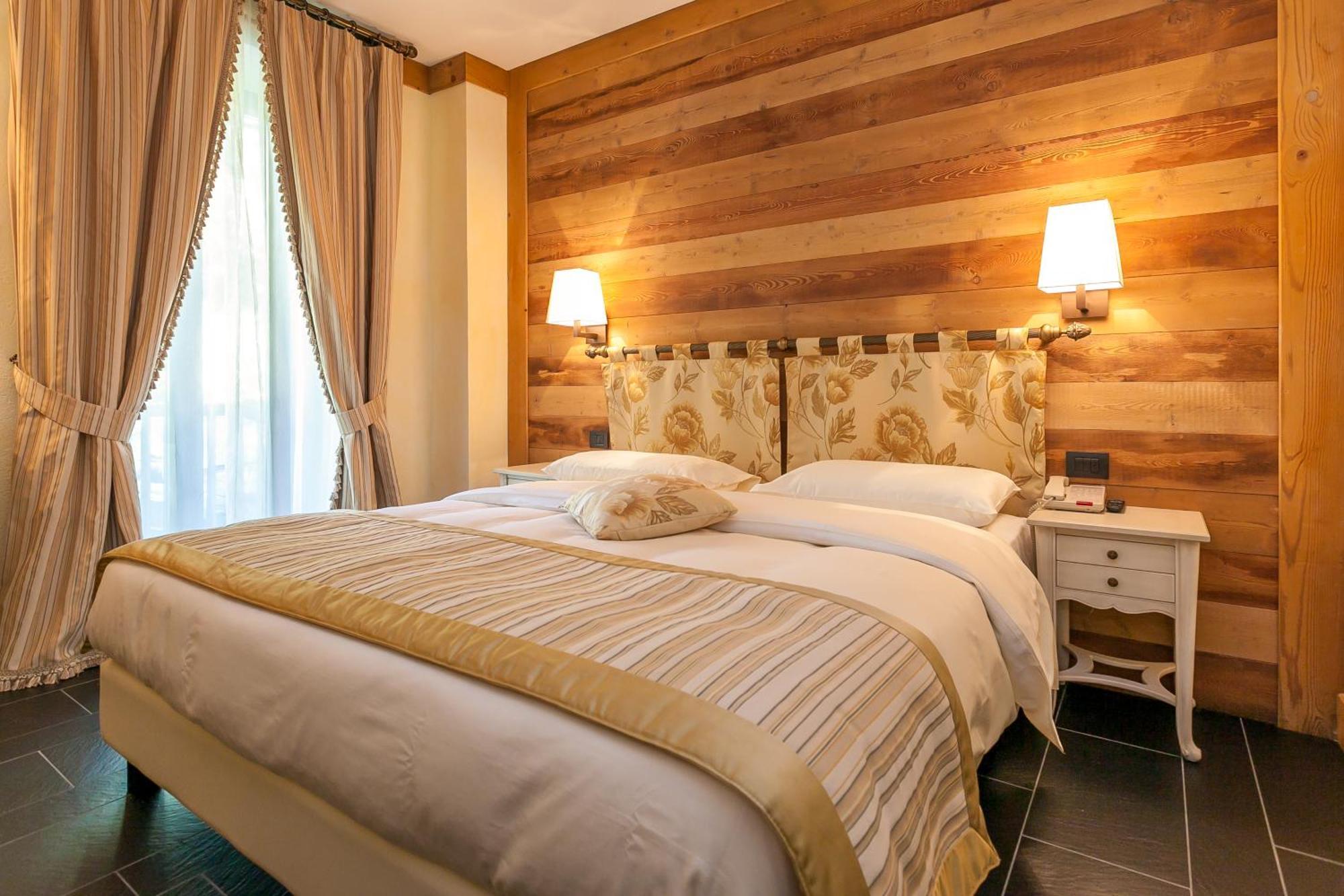 Hotel Lo Scoiattolo Courmayeur Camera foto