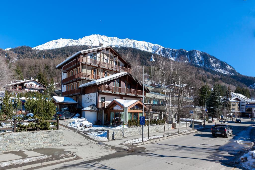 Hotel Lo Scoiattolo Courmayeur Esterno foto