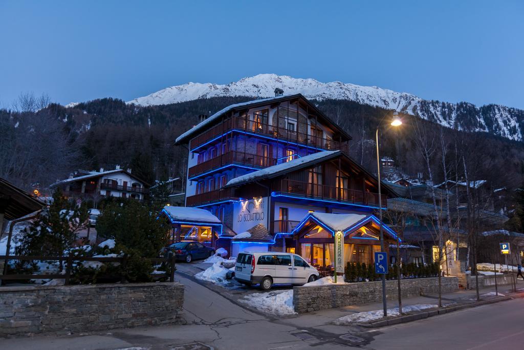 Hotel Lo Scoiattolo Courmayeur Esterno foto